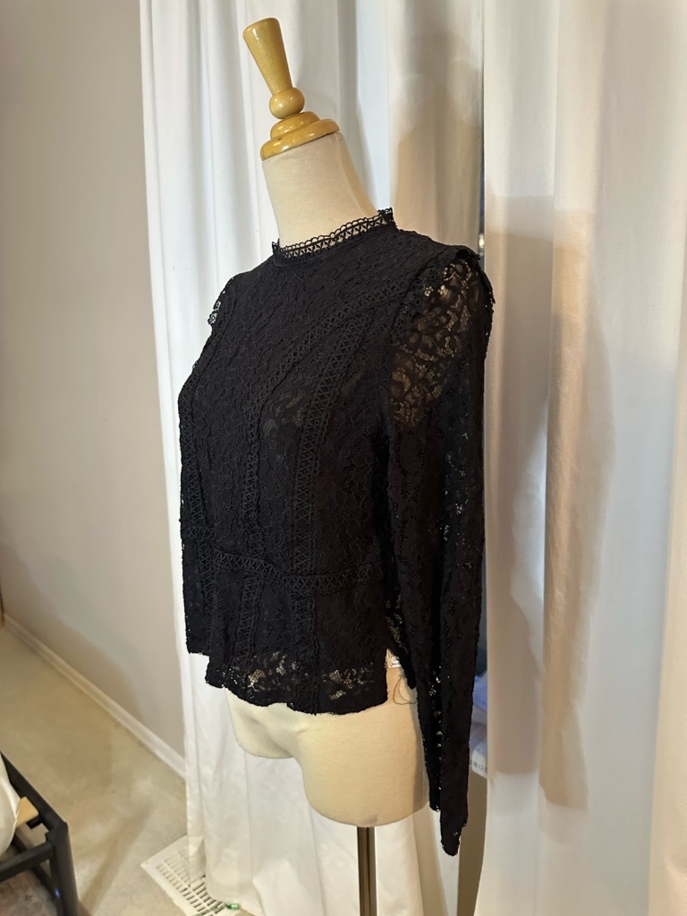 Zara Black Lace Long Sleeve Top - Picture 5 of 8